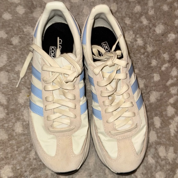 Adias Run 70s 2.0 - Picture 2 of 3